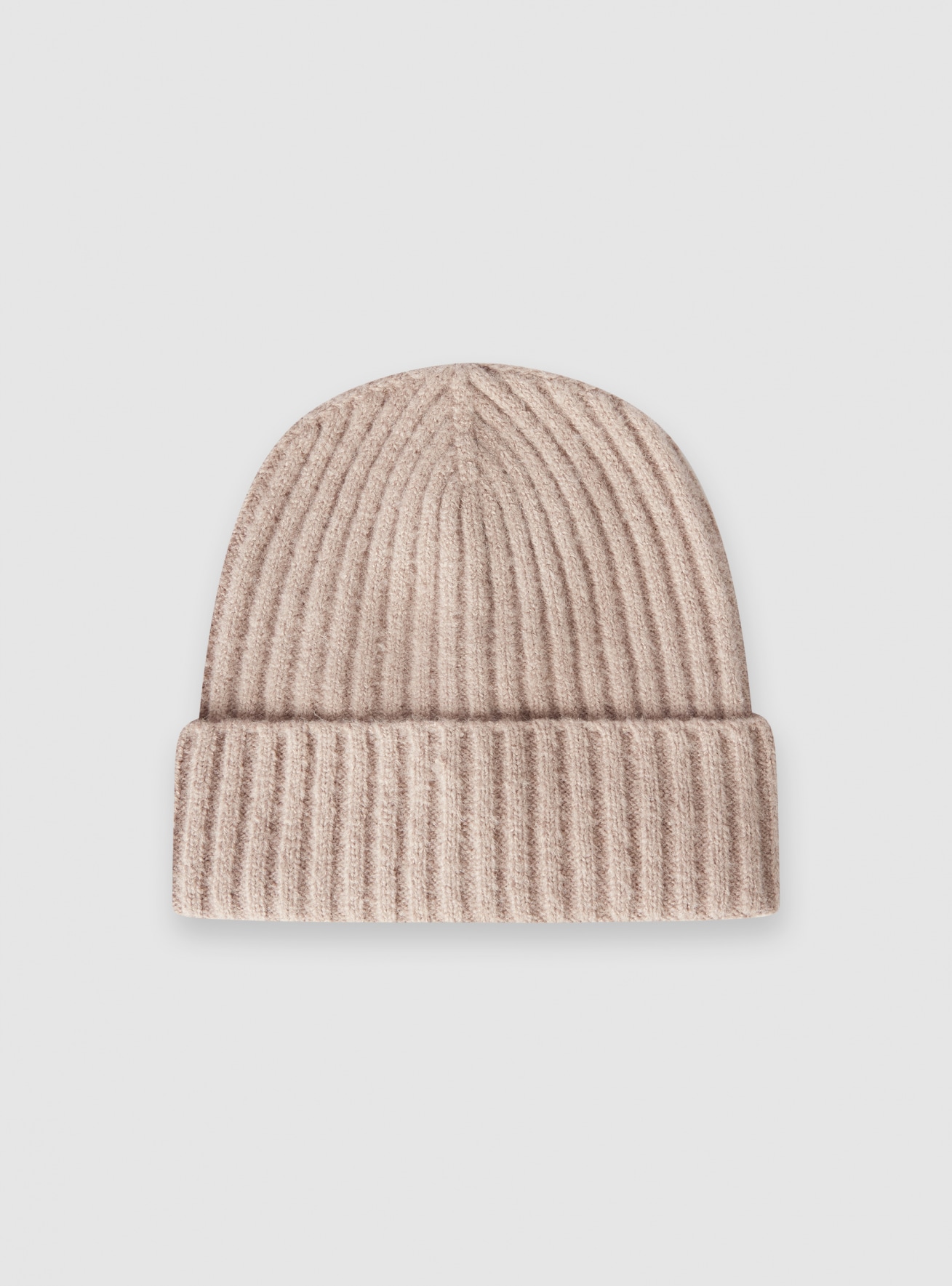 Small-Hat Woman Terranova