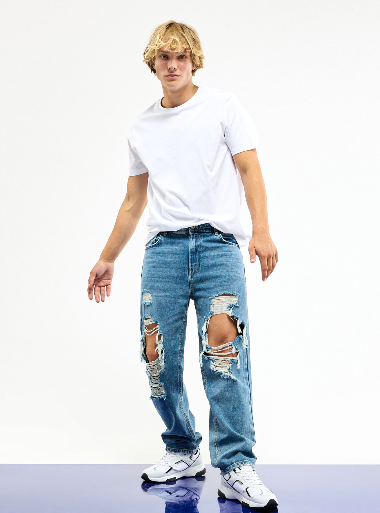Middle blue denim Baggy jeans with rips - Buy Online
