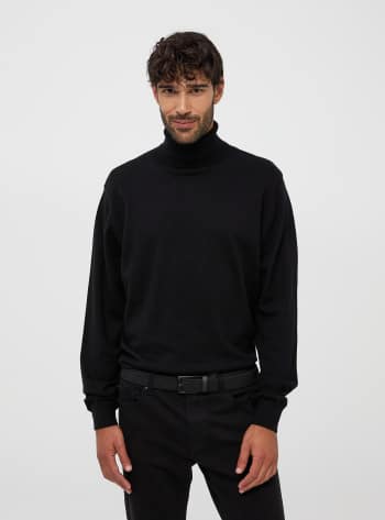 Maglia con collo alto half zip Nero Acquista Online Terranova