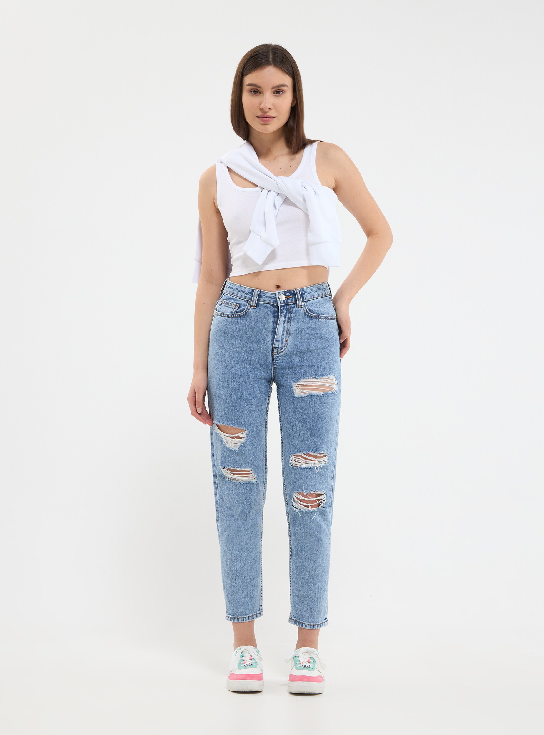 dark blue denim mom jeans