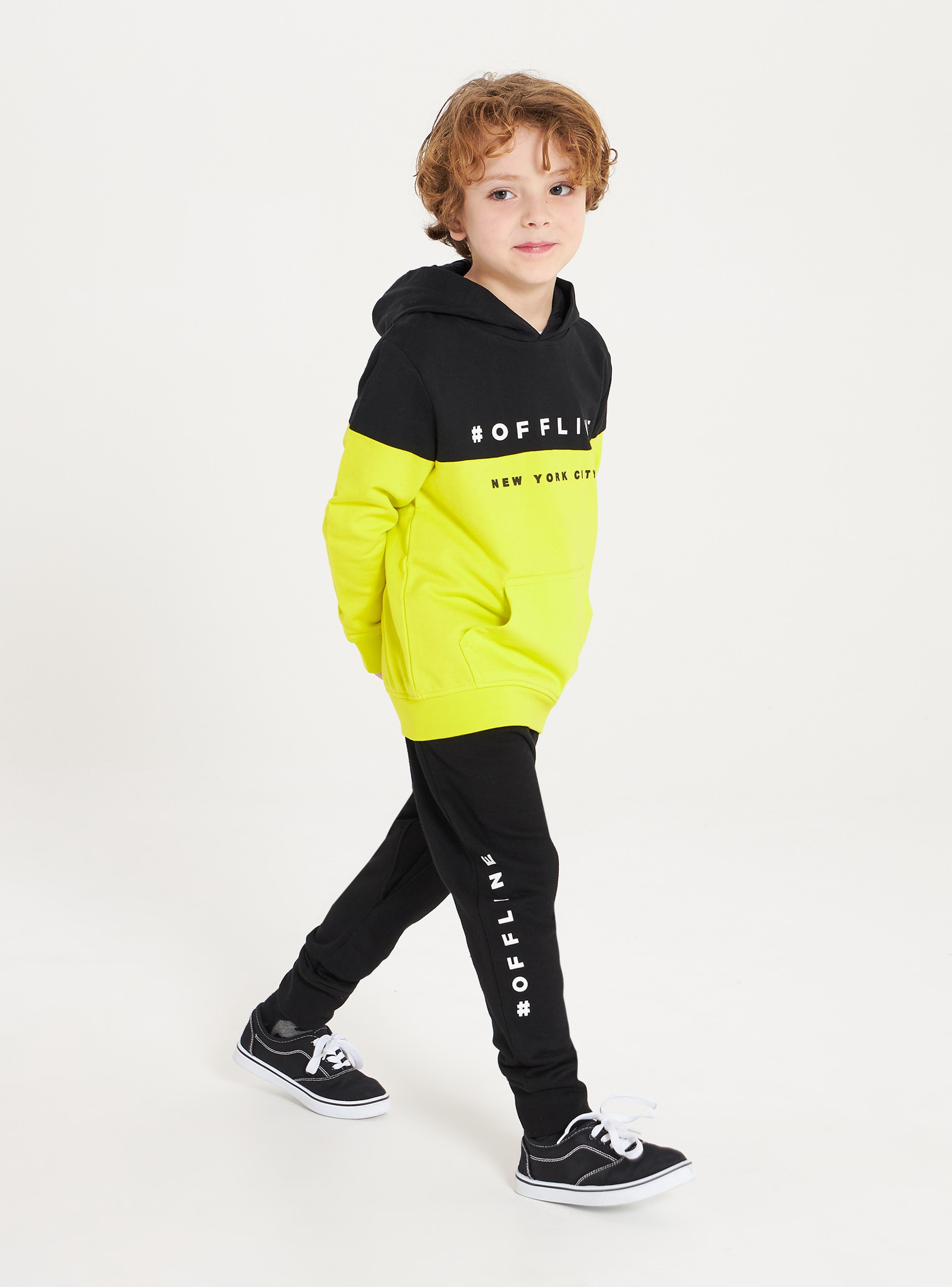 Lotto pantalone tuta bambino e ragazzo in felpa ESTIVA pantaloni felpa leggeri offerta 2 pezzi Lotto pantalone tuta bambino e ragazzo in felpa ESTIVA pantaloni felpa leggeri offerta 2 pezzi