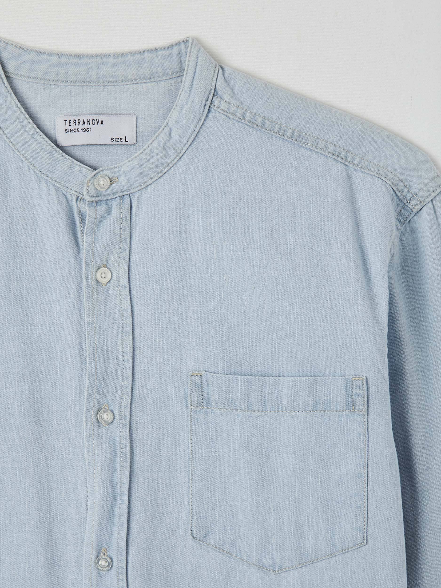 light denim blue