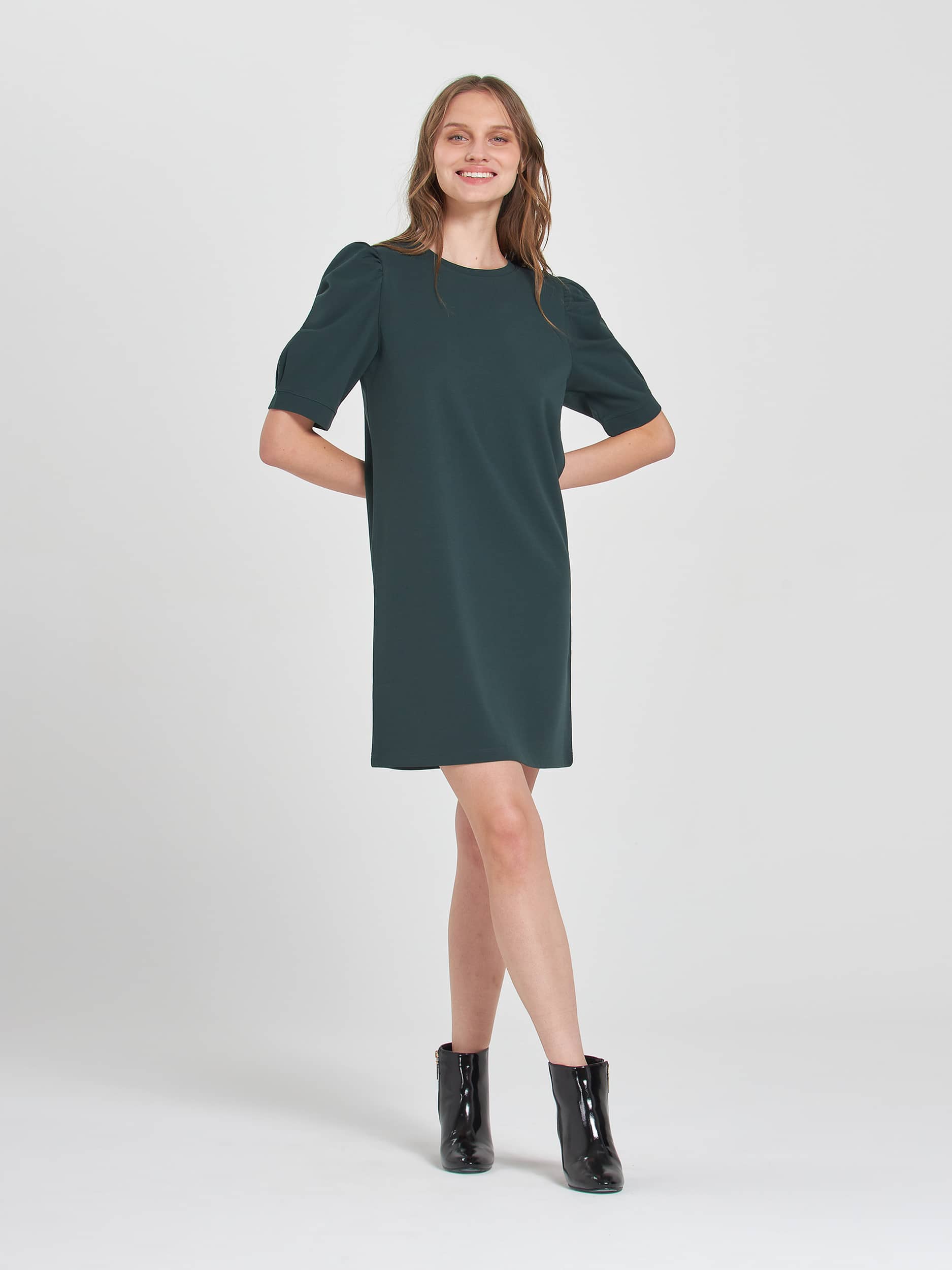 green dark dress