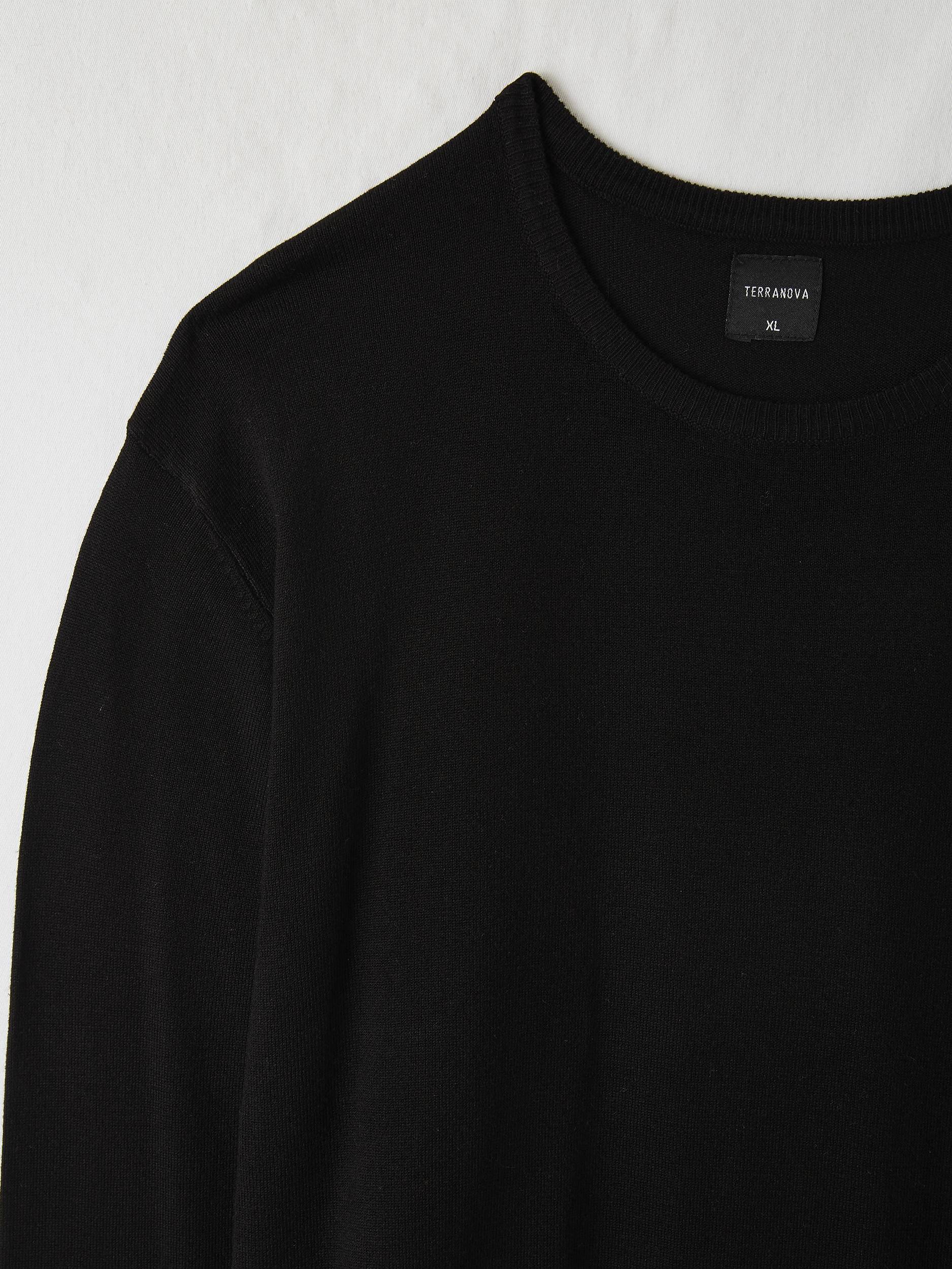 buy black jumper