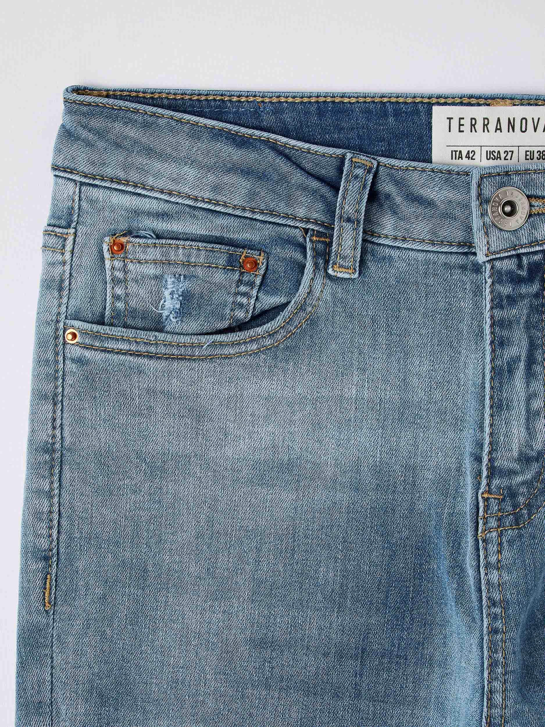 light blue skinny pants