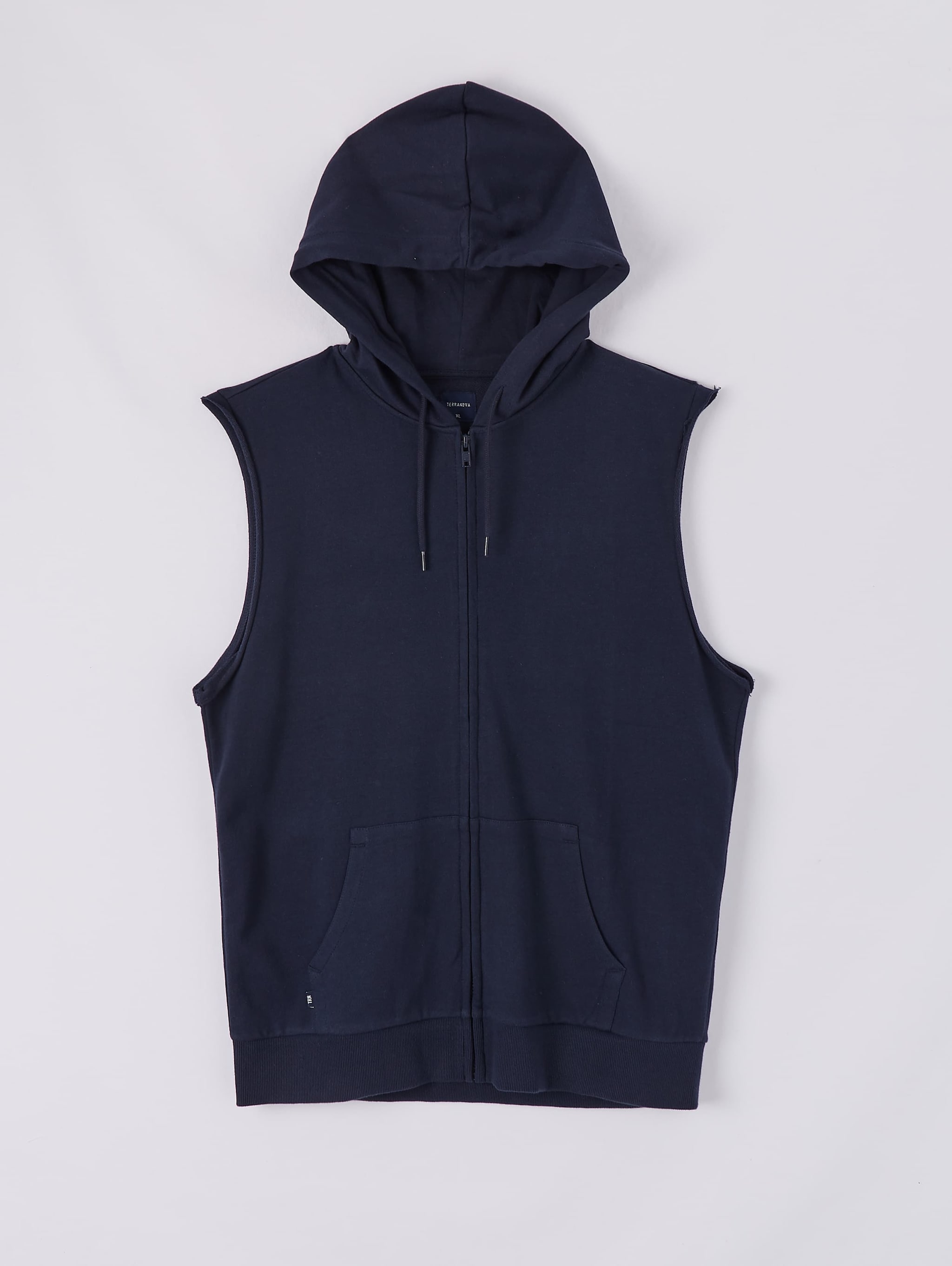 sleeveless hooded sweatshirt