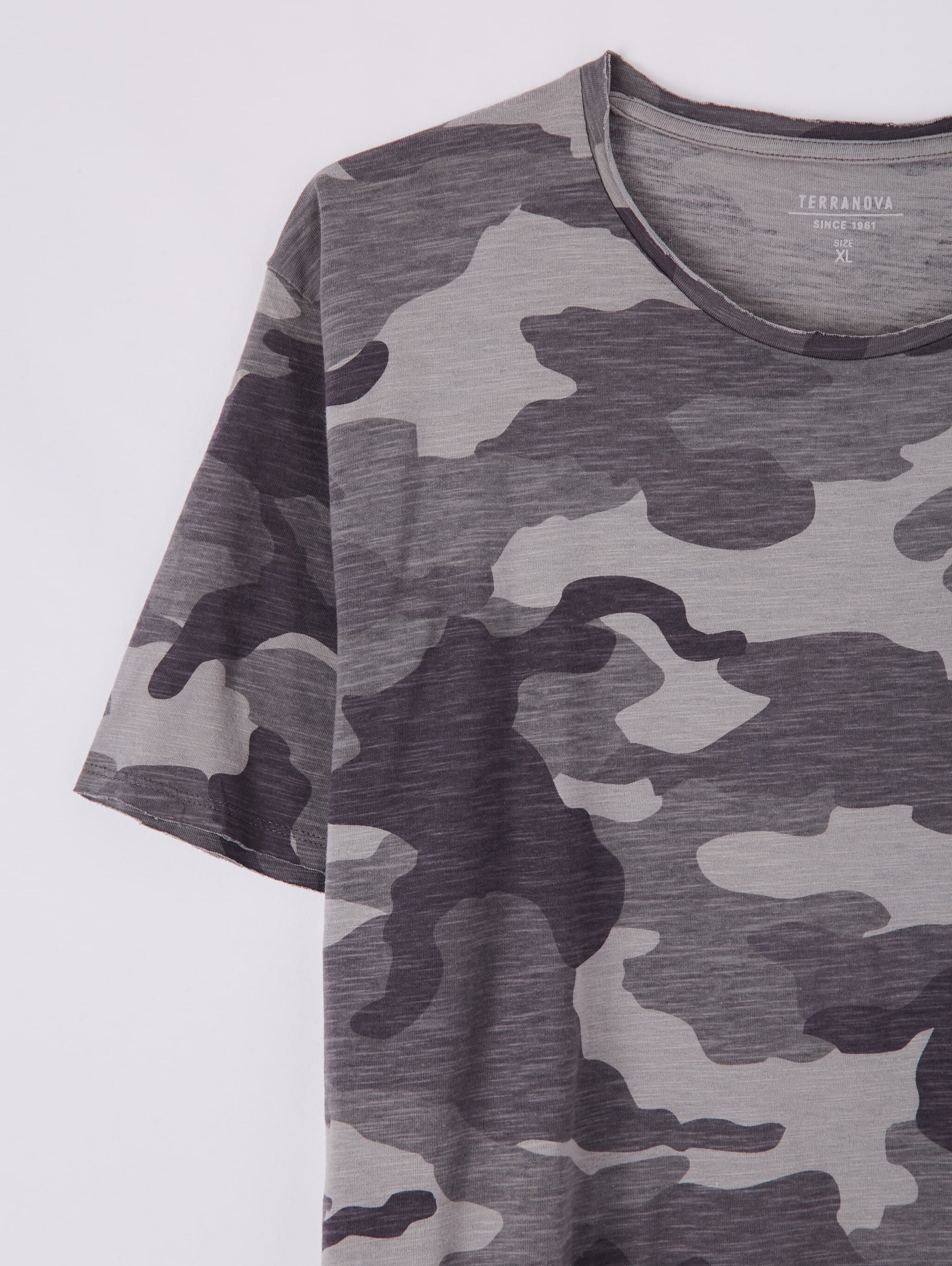 camo print t shirt