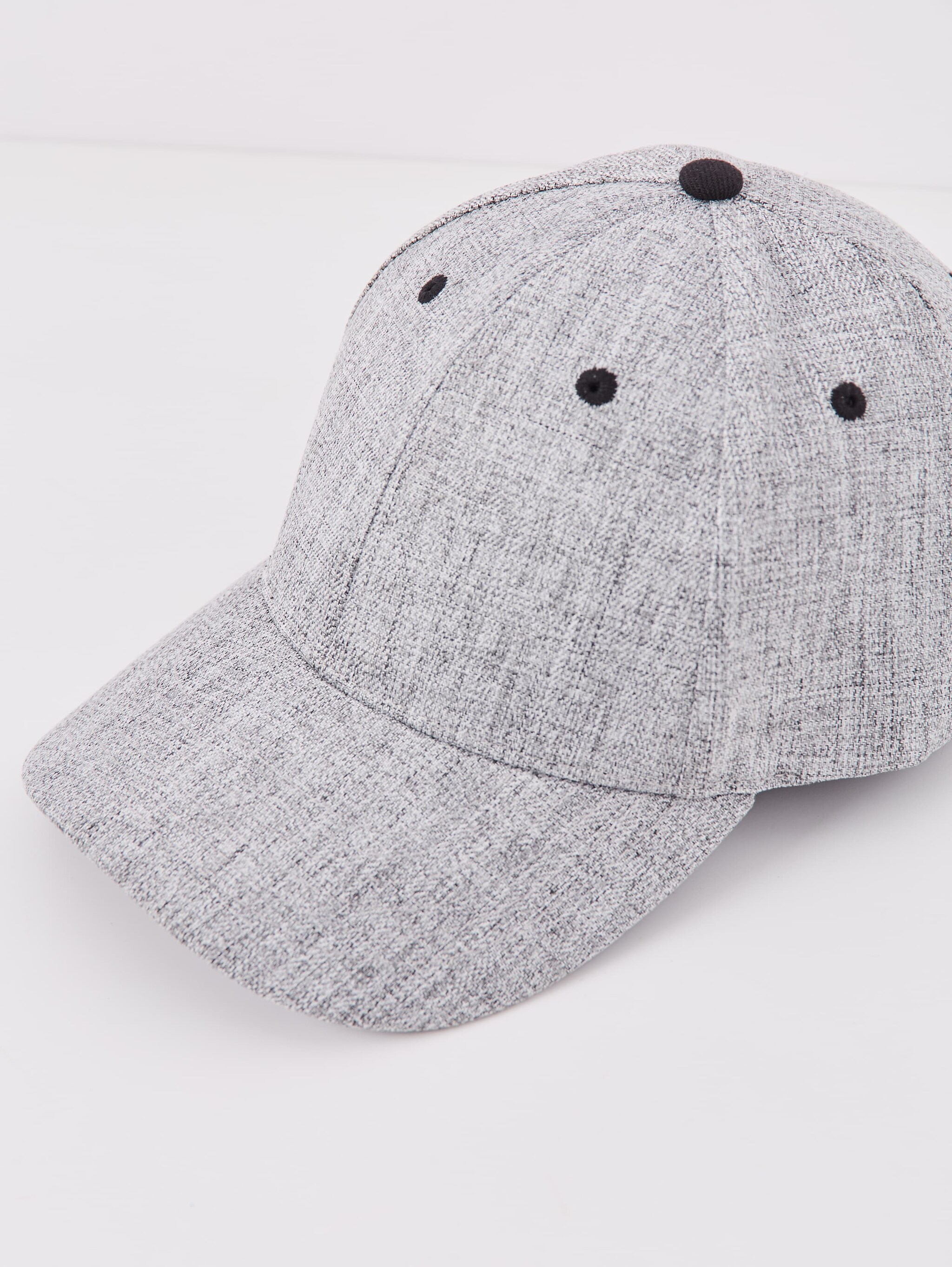 where can i buy a baseball cap