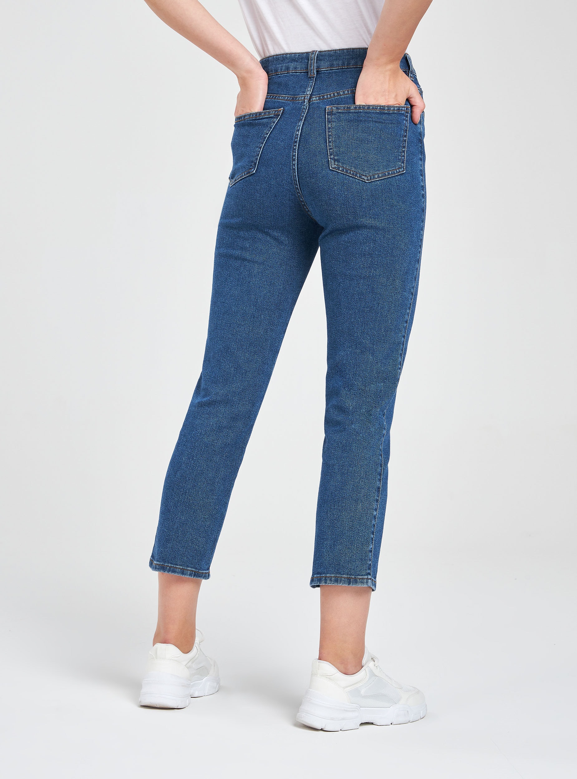 straight jeans online